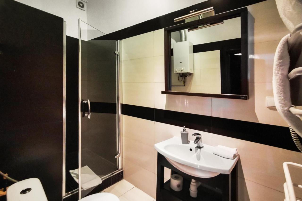 Apartamenty Chleb I Wino ทอรูน ภายนอก รูปภาพ