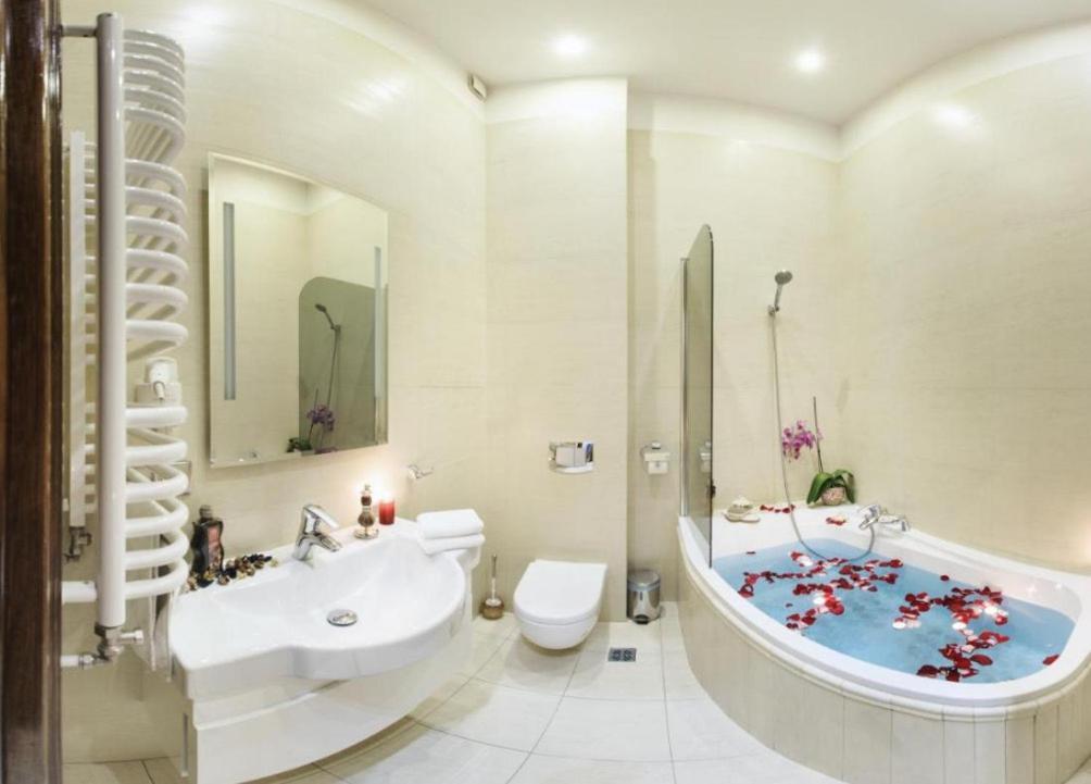 Apartamenty Chleb I Wino ทอรูน ภายนอก รูปภาพ