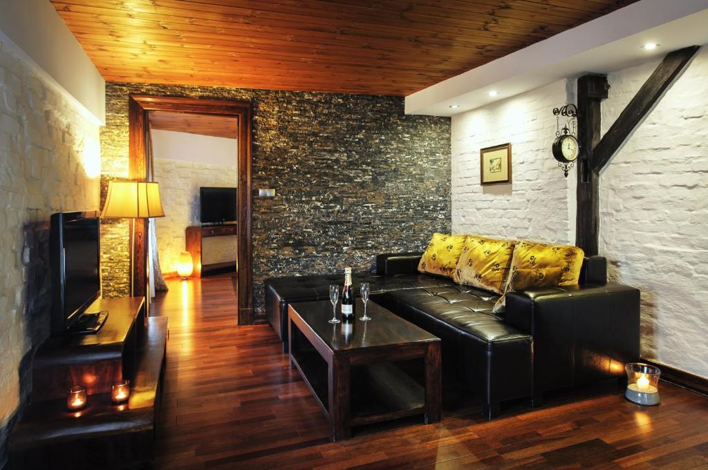 Apartamenty Chleb I Wino ทอรูน ห้อง รูปภาพ