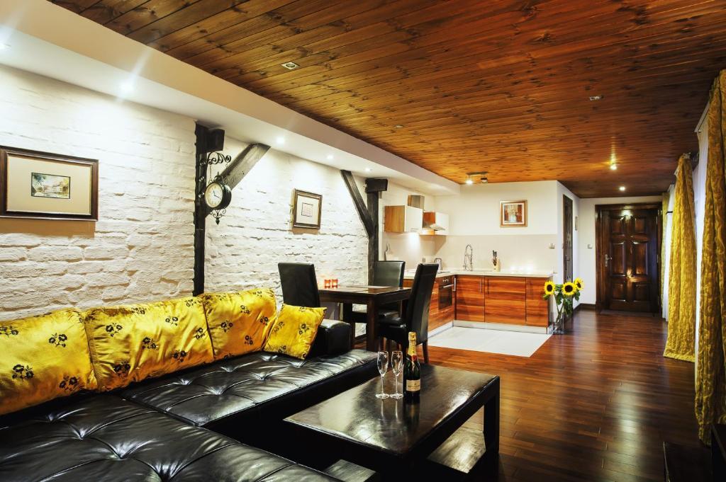 Apartamenty Chleb I Wino ทอรูน ภายนอก รูปภาพ