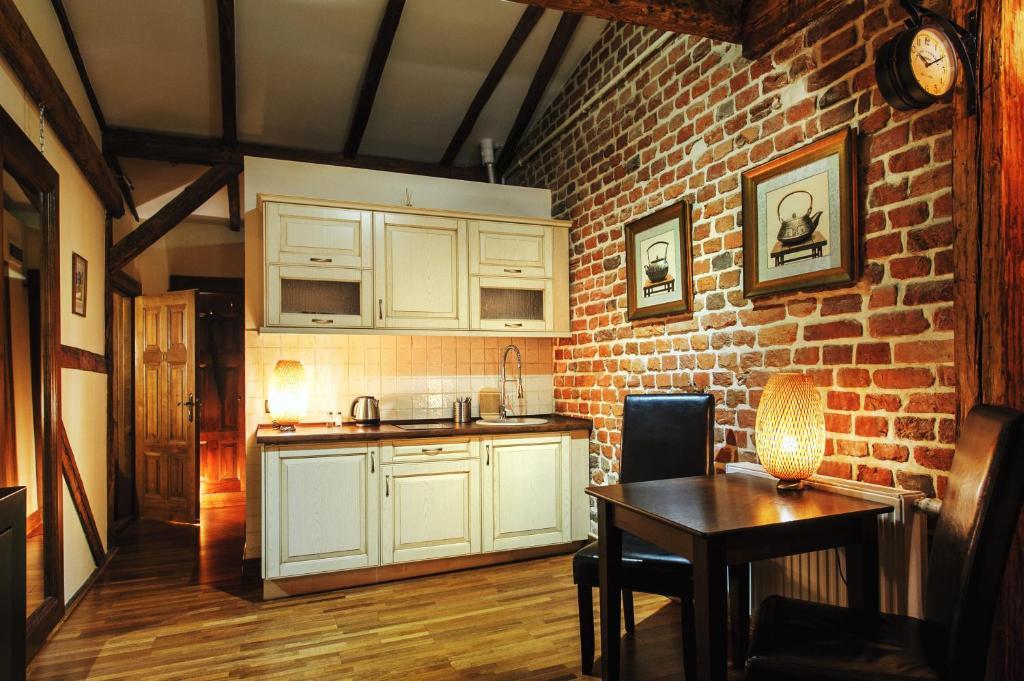 Apartamenty Chleb I Wino ทอรูน ภายนอก รูปภาพ